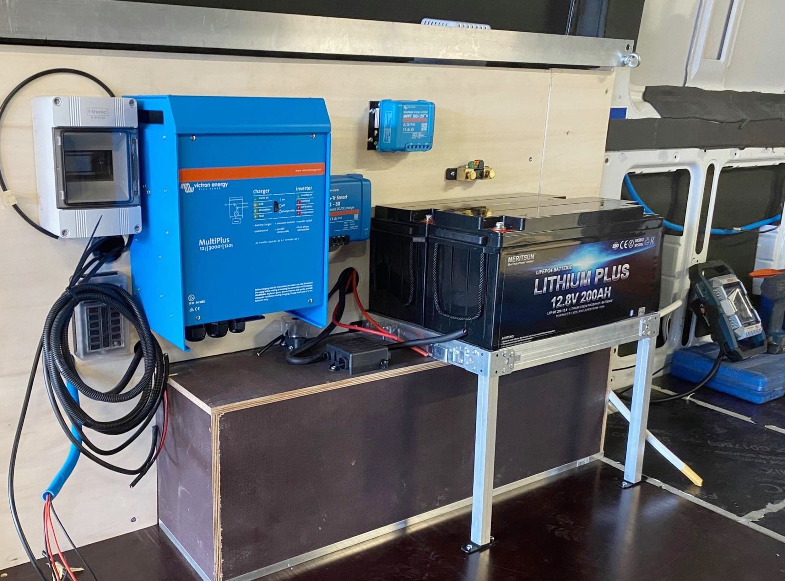 MERITSUN 12V400AH LIFEPO4 BATTERY FOR RV