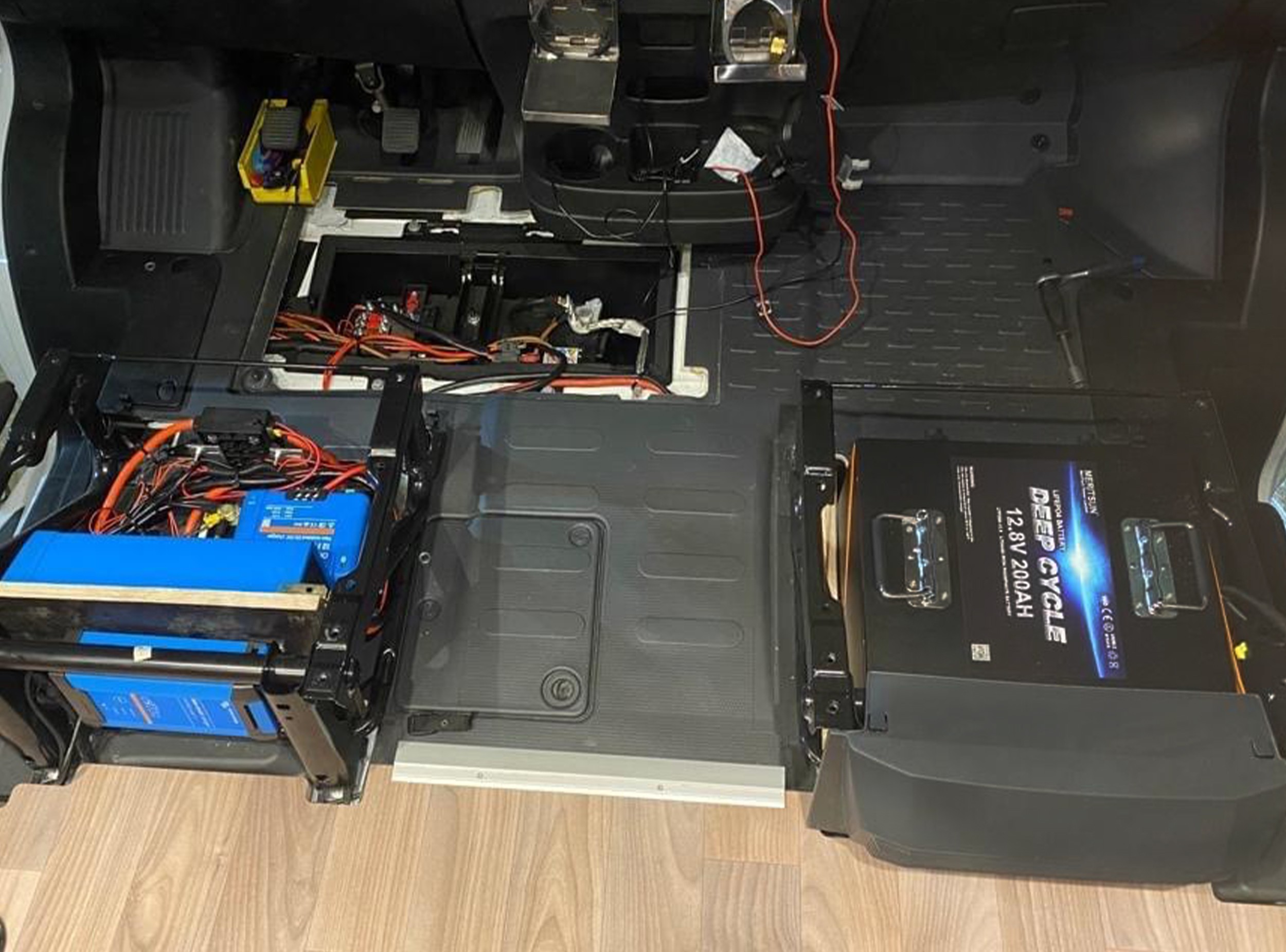 MERITSUN 12V400AH LIFEPO4 BATTERY FOR RV